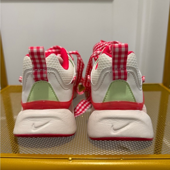 Nike RYZ 365 II Sneakers – White & Pink Gingham – Women’s Size 7.5 - Picture 4 of 8